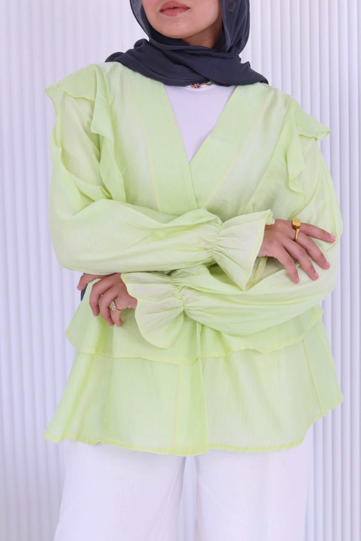 Butterfly blouse in lemon