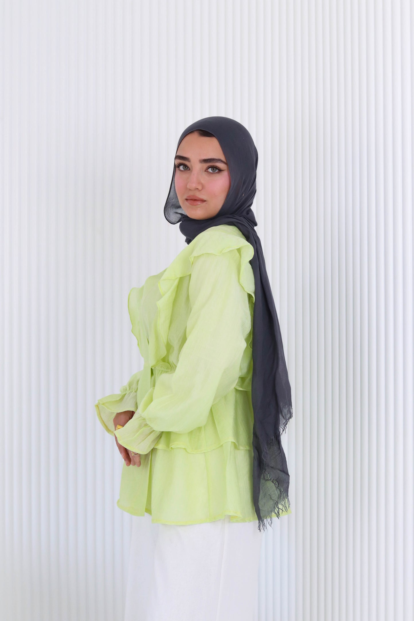 Butterfly blouse in lemon