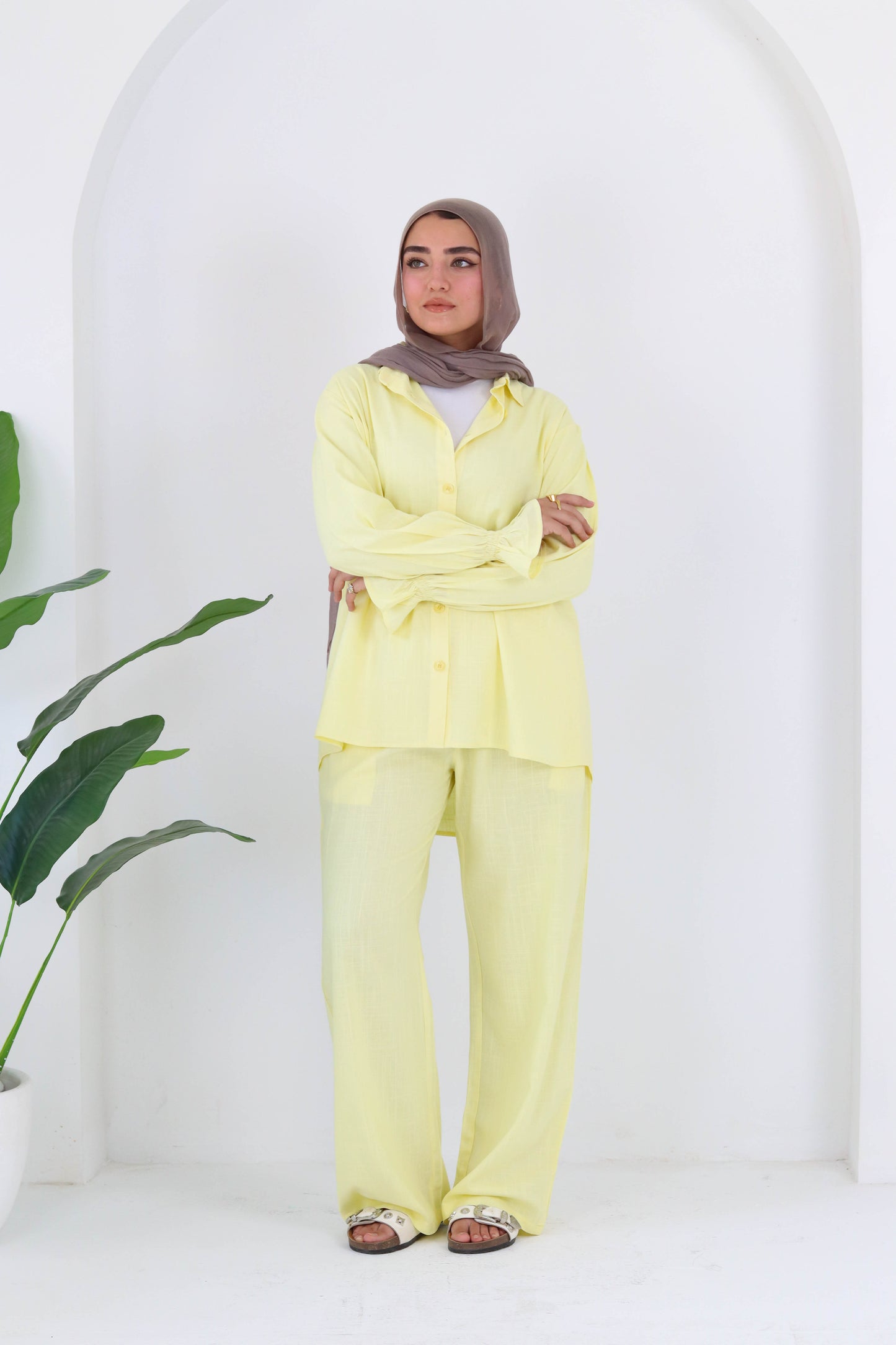 Everyday linen set in yellow