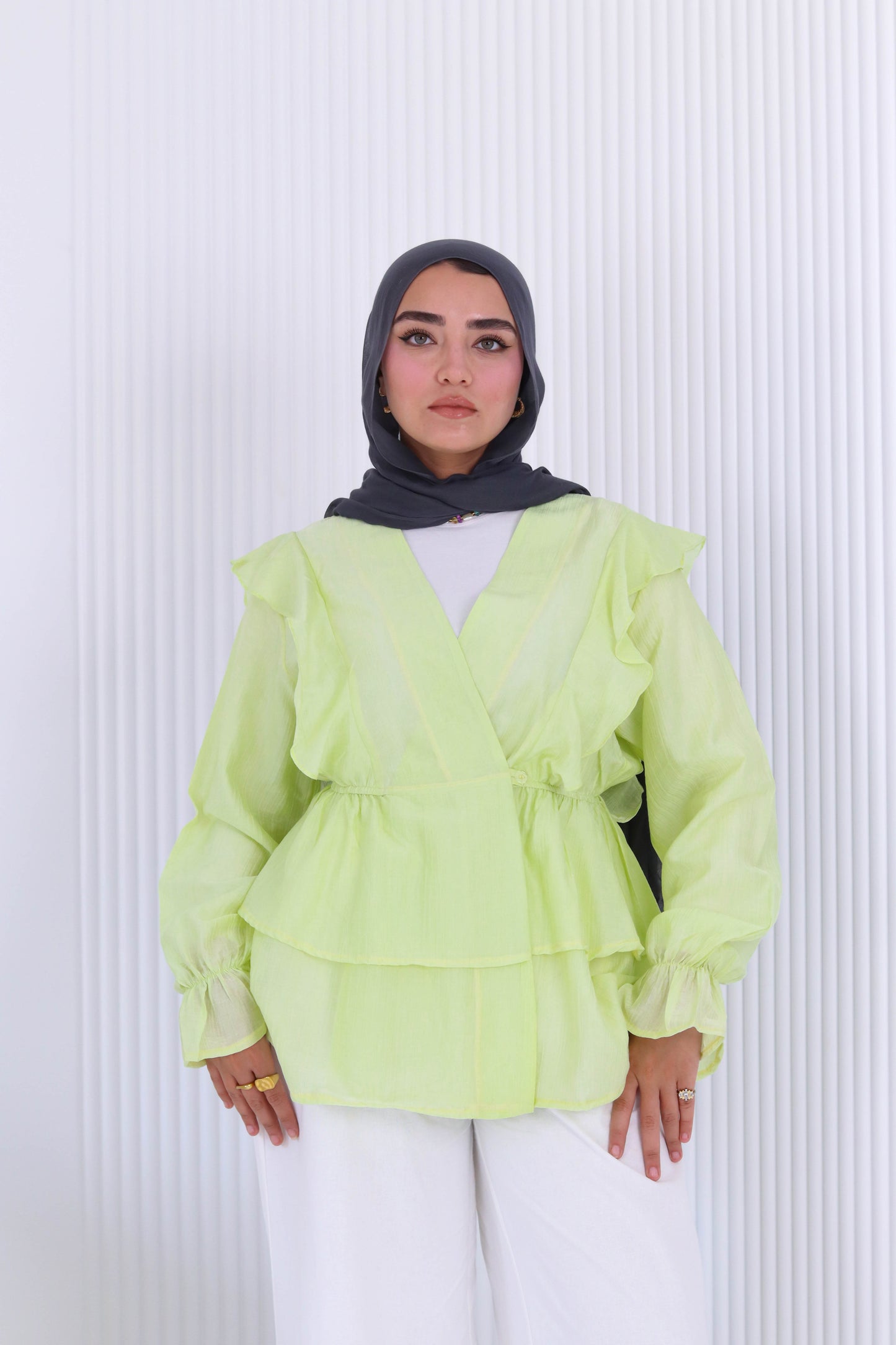 Butterfly blouse in lemon