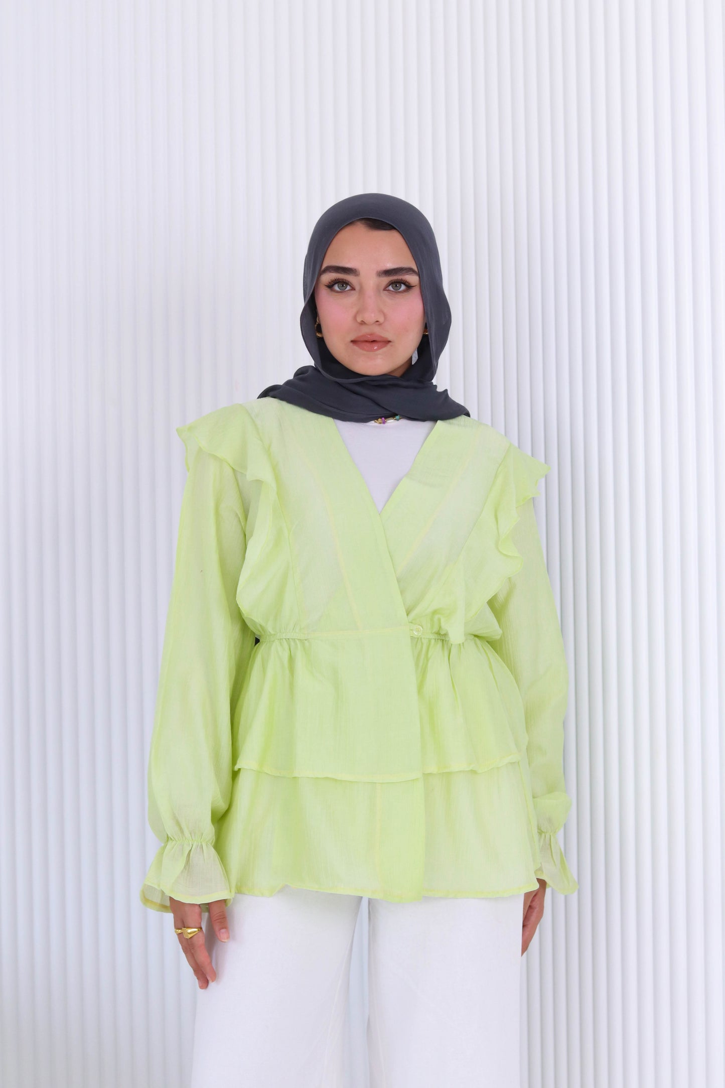 Butterfly blouse in lemon