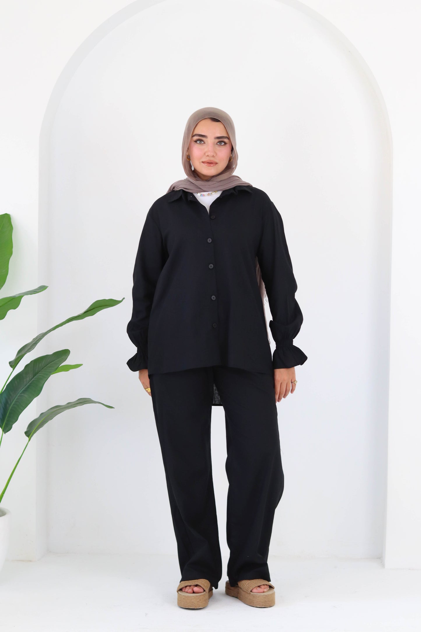 Everyday linen set in black