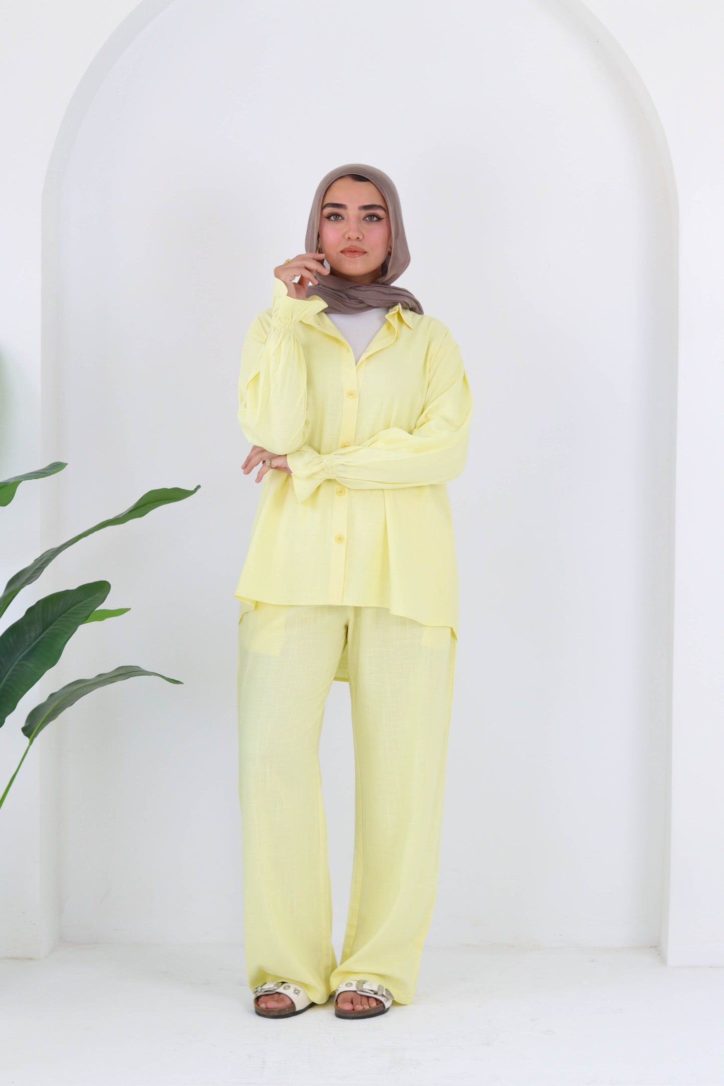 Everyday linen set in yellow