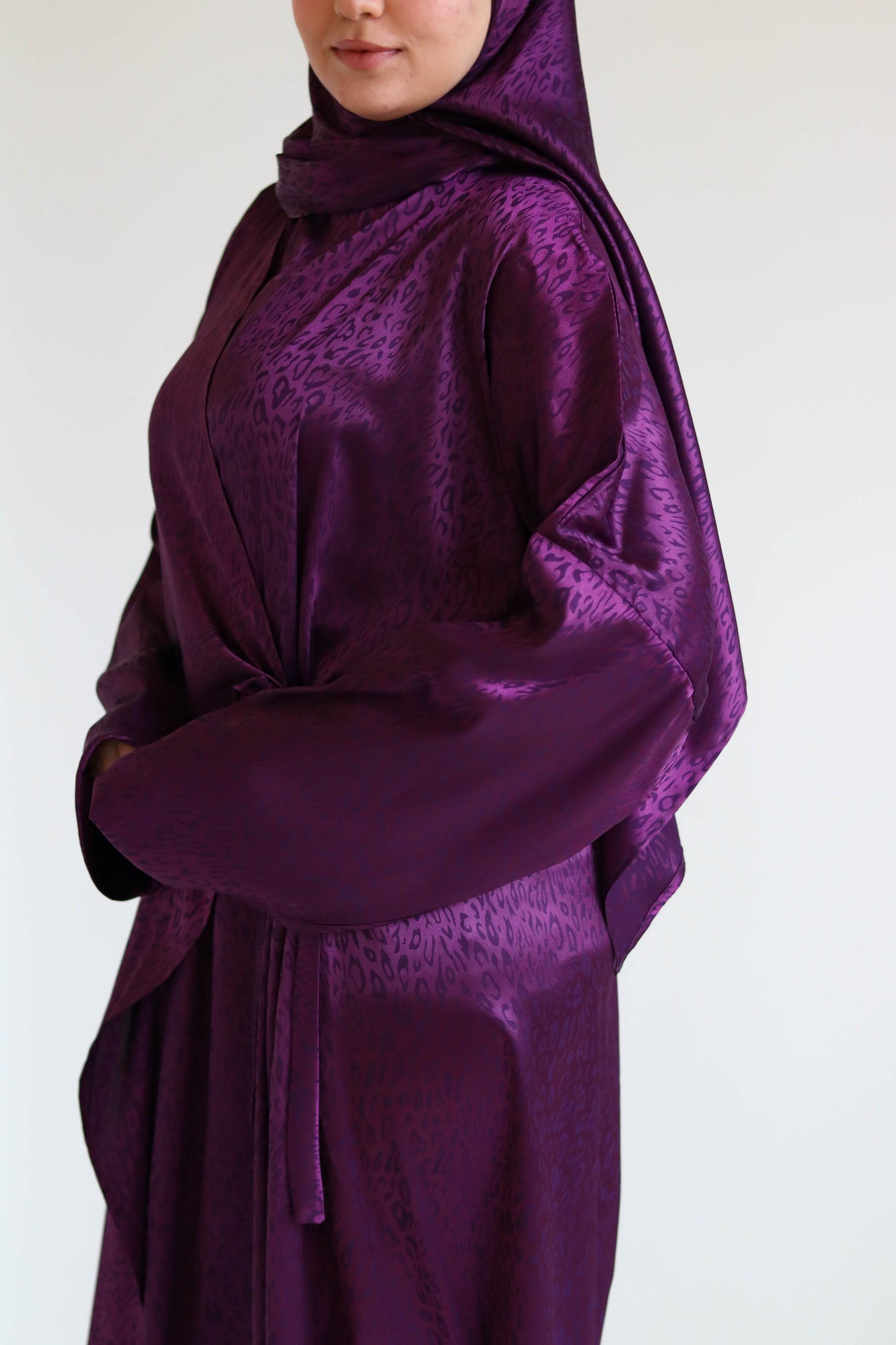 PURPLE SATIN ISDAL