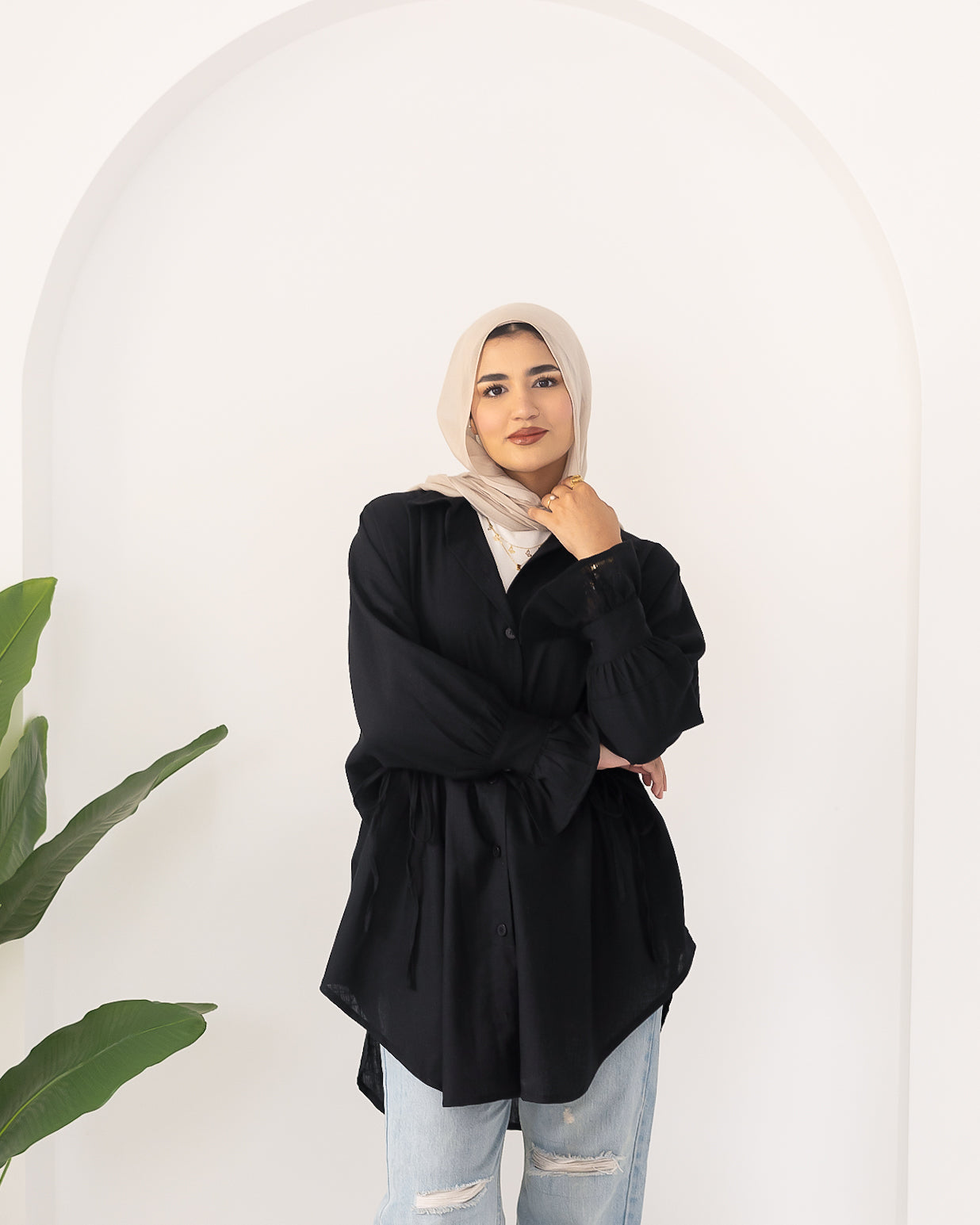 Pretty girl linen shirt in black