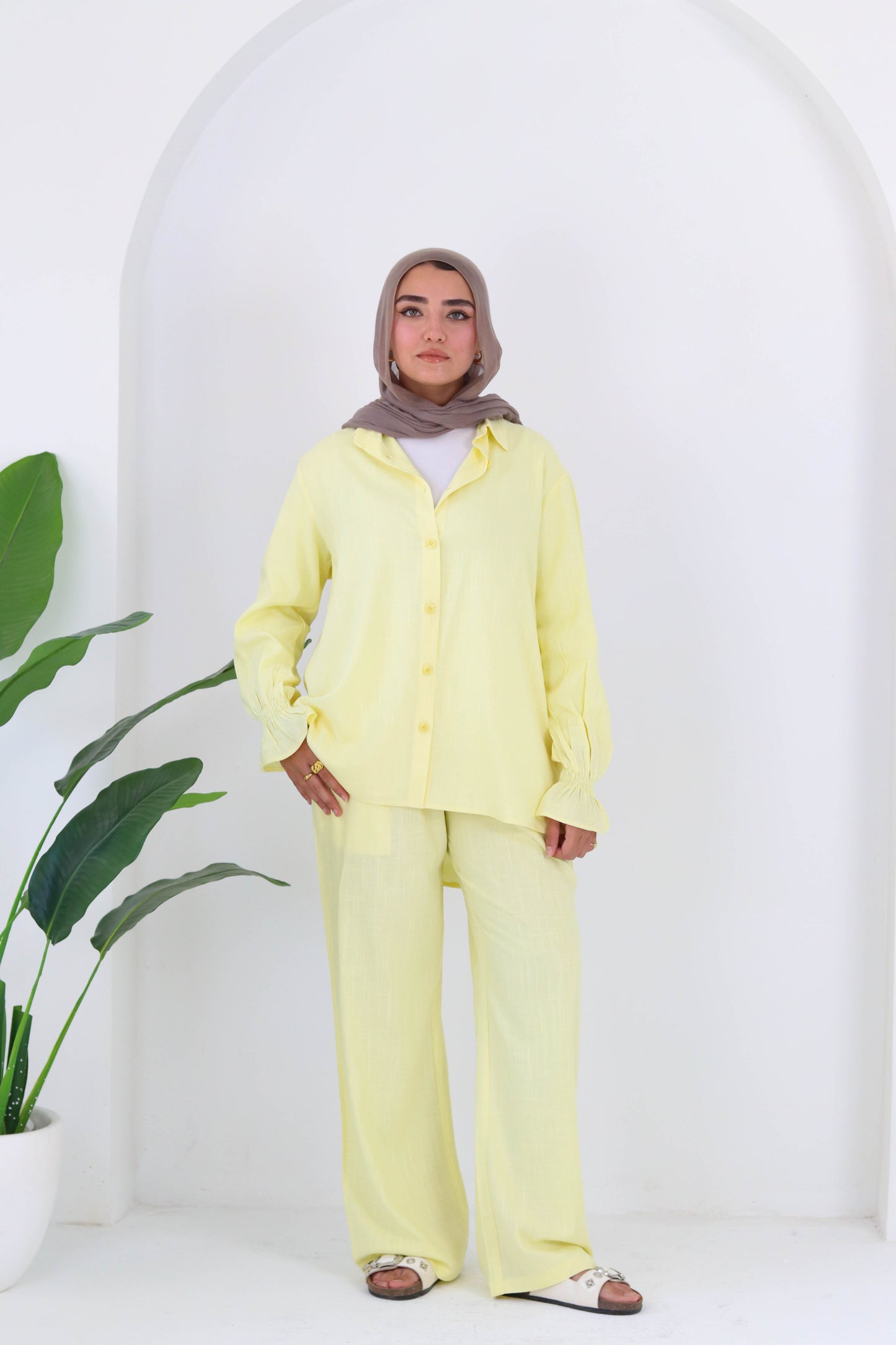Everyday linen set in yellow