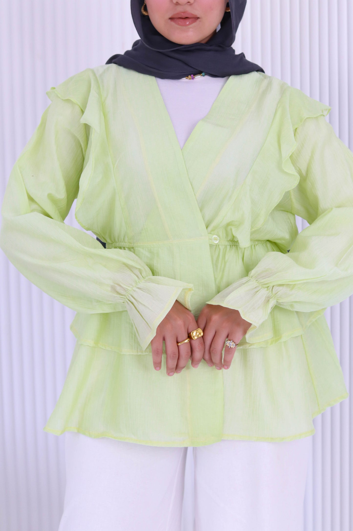Butterfly blouse in lemon
