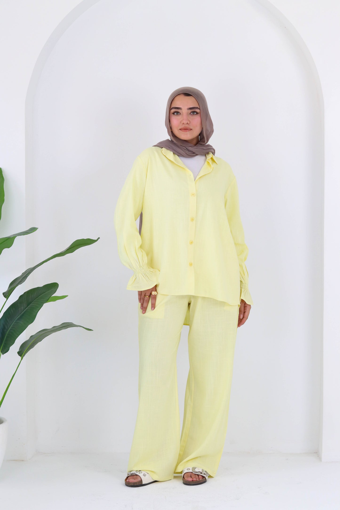 Everyday linen set in yellow