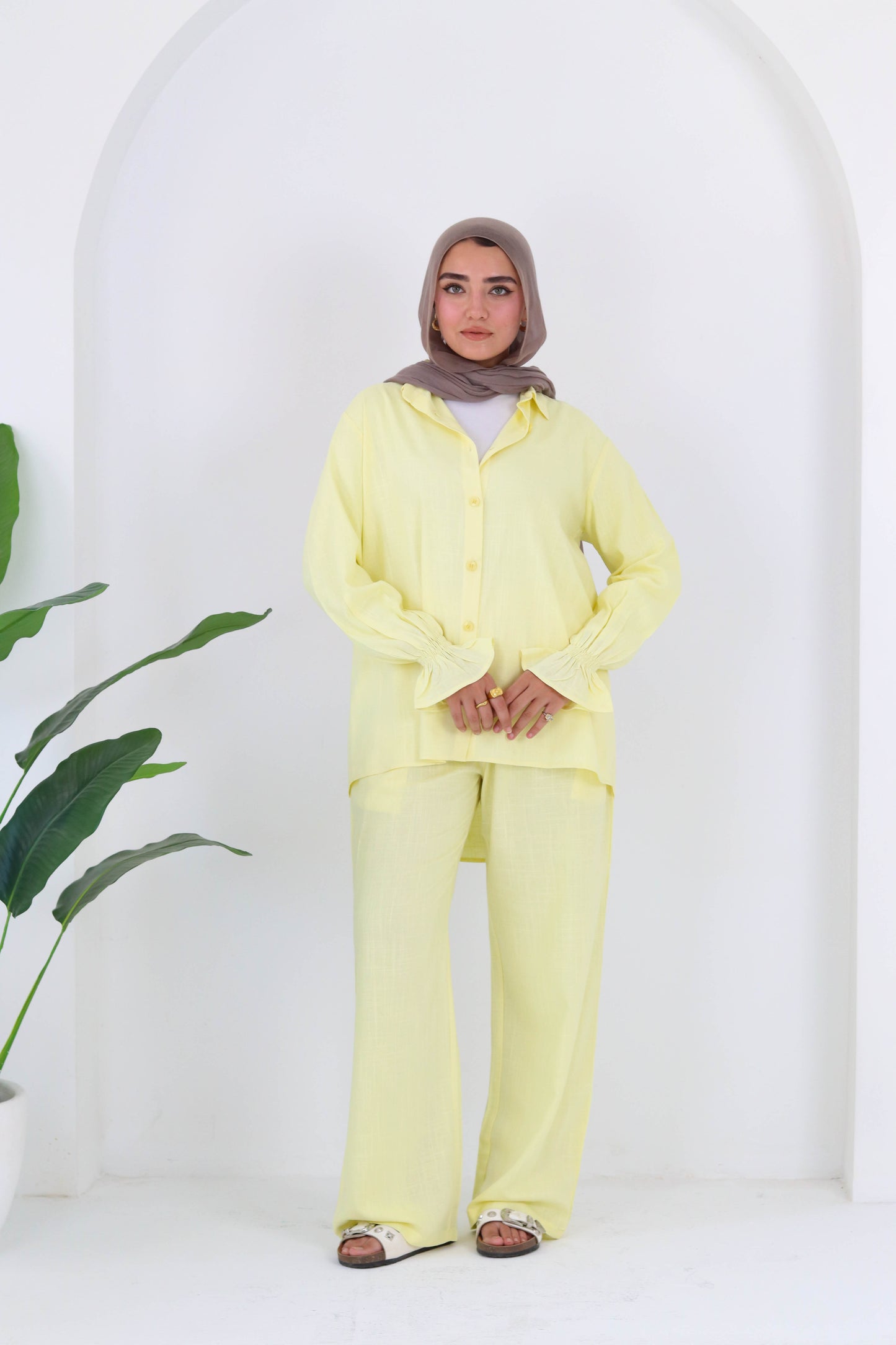 Everyday linen set in yellow