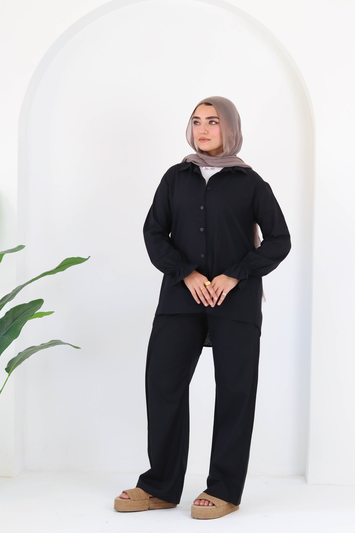 Everyday linen set in black