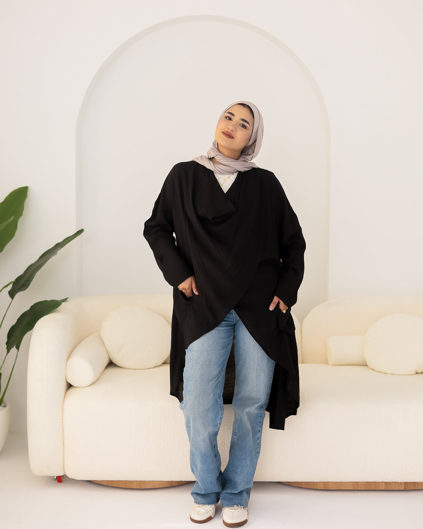 Flowy blouse in black