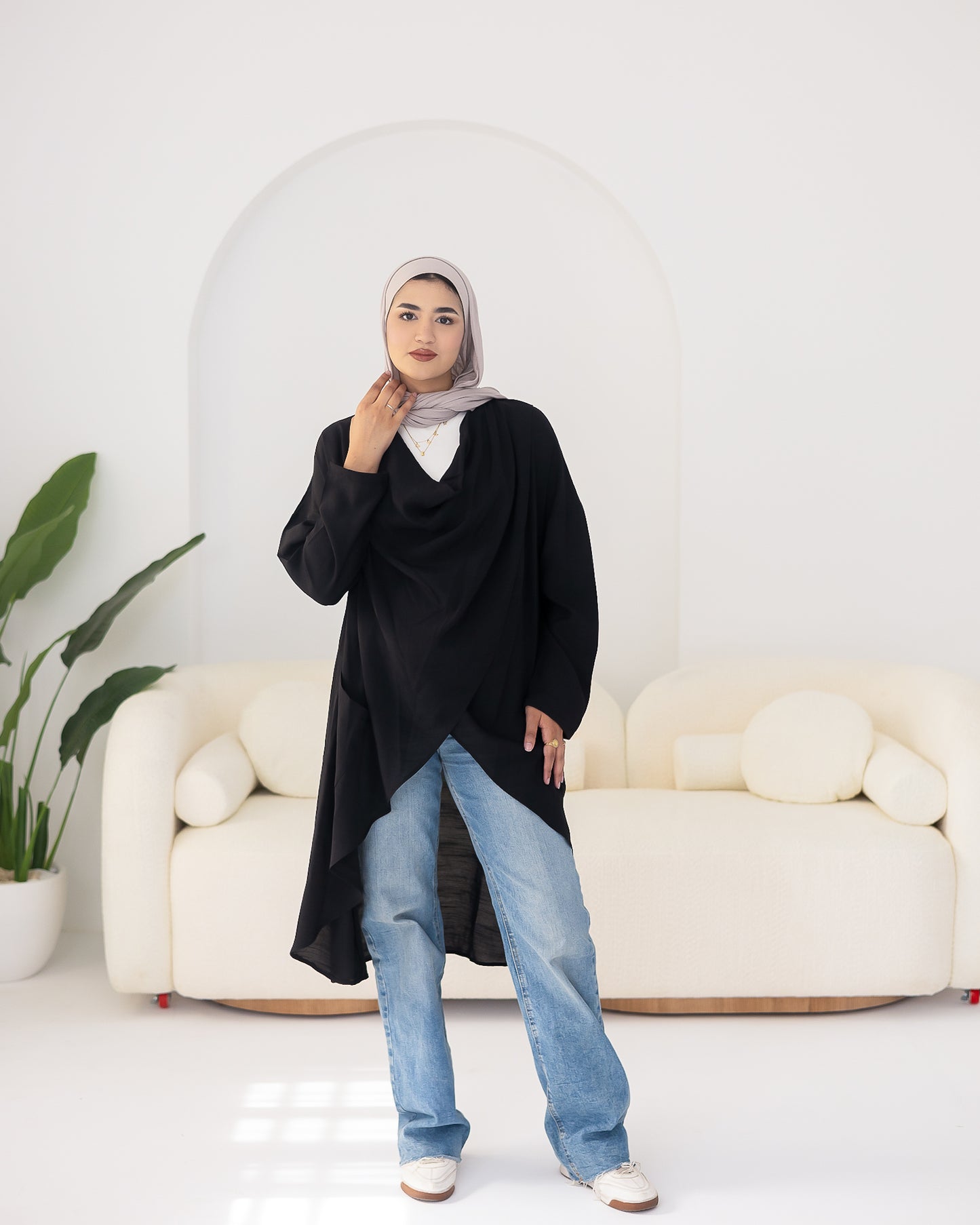 Flowy blouse in black