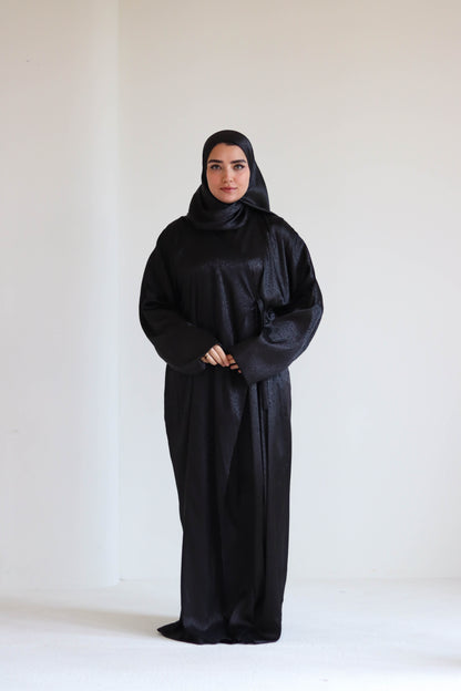 BLACK SATIN ISDAL