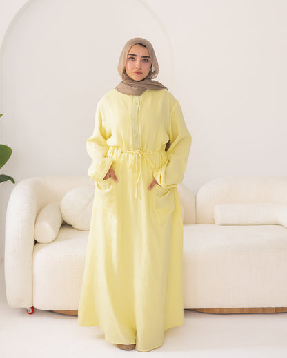 Cotton dress in butter yellow