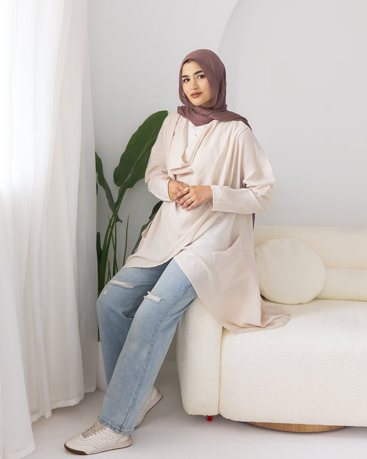 Flowy blouse in light beige