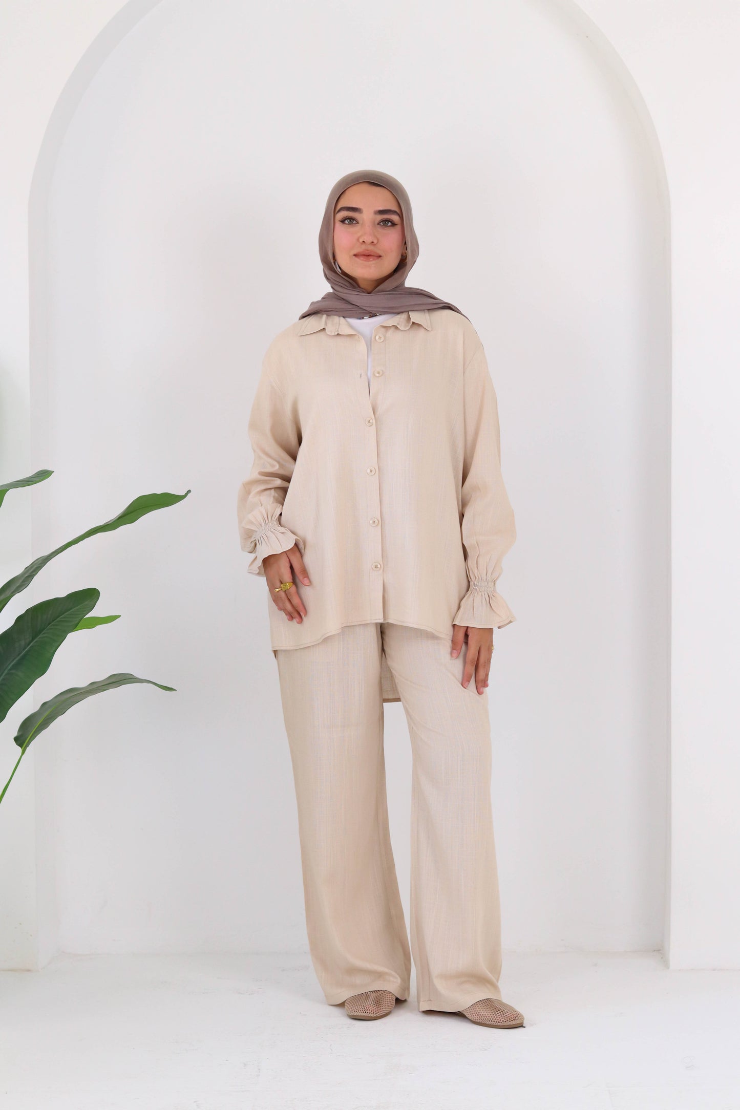 Everyday linen set in beige