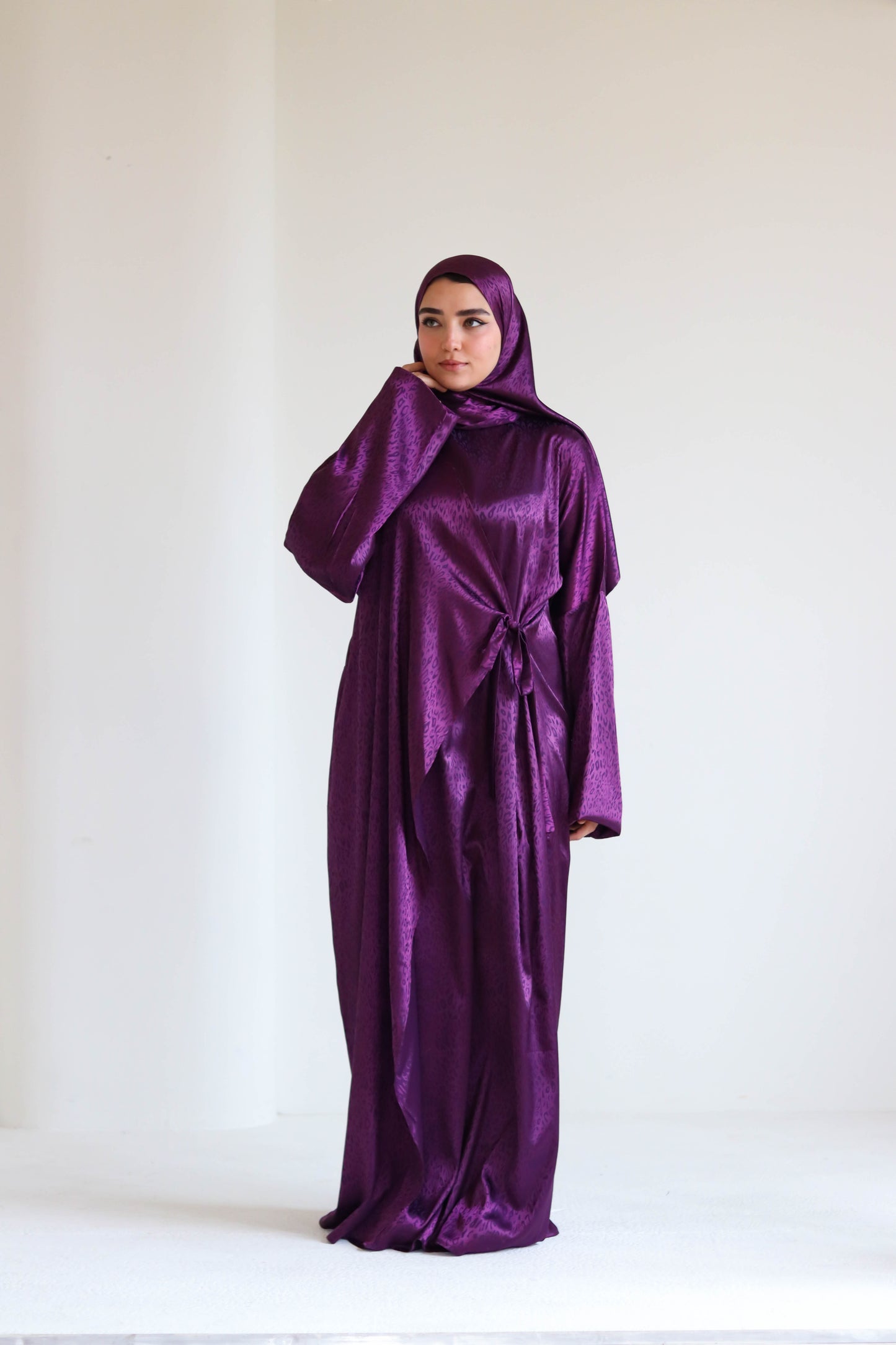 PURPLE SATIN ISDAL