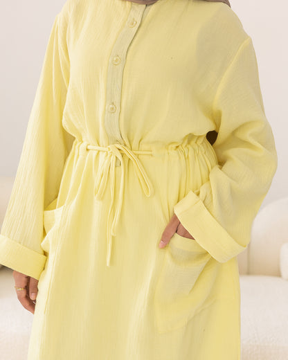 Cotton dress in butter yellow