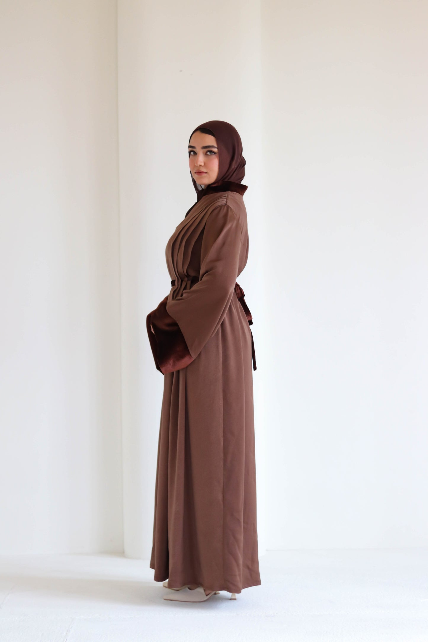 QAMAR ABAYA