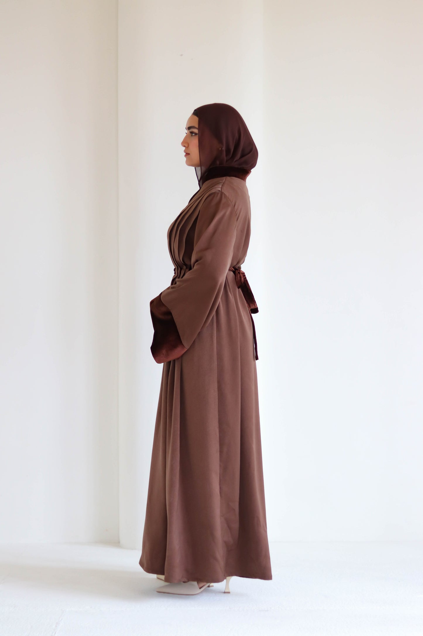 QAMAR ABAYA