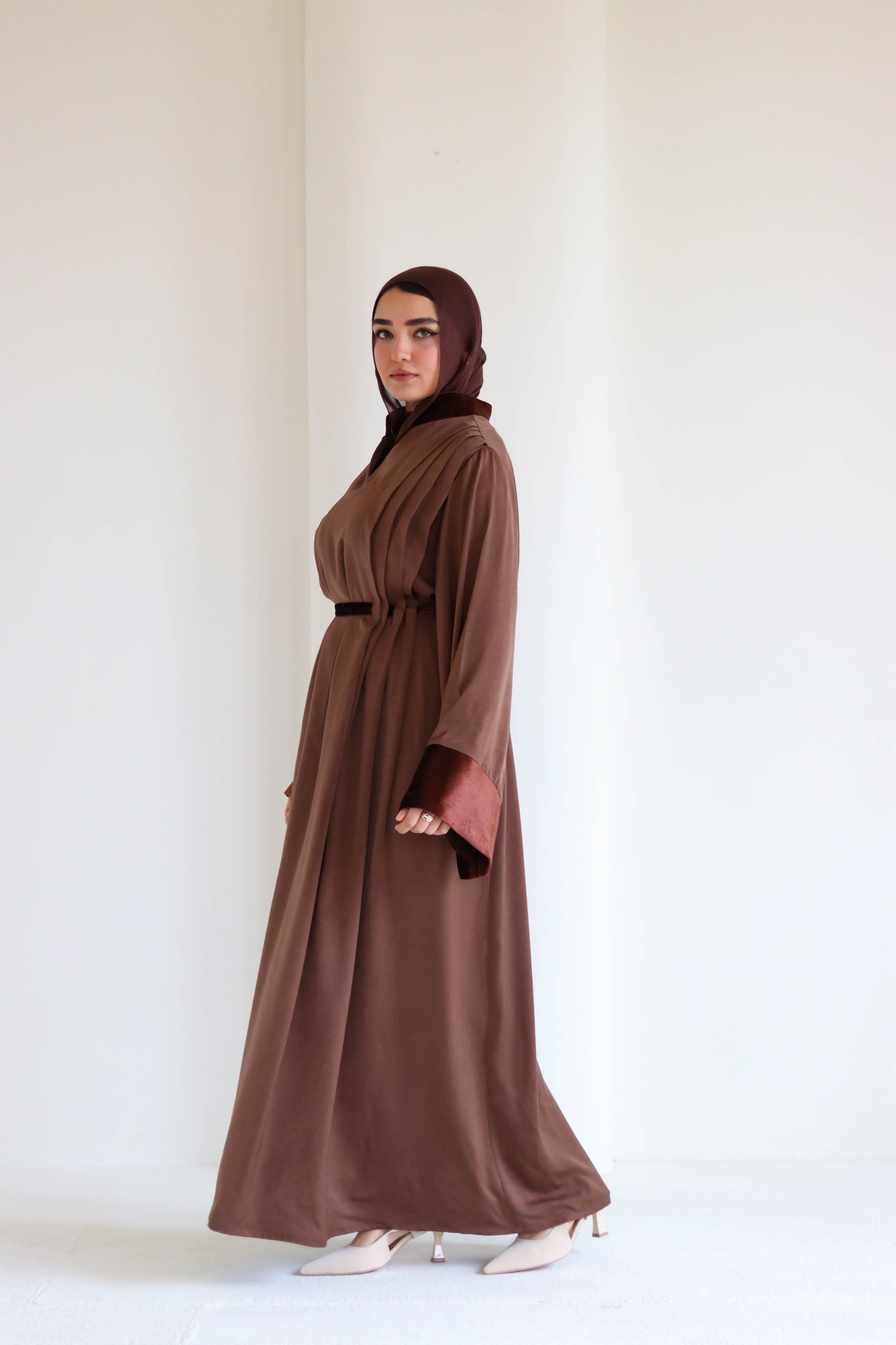 QAMAR ABAYA