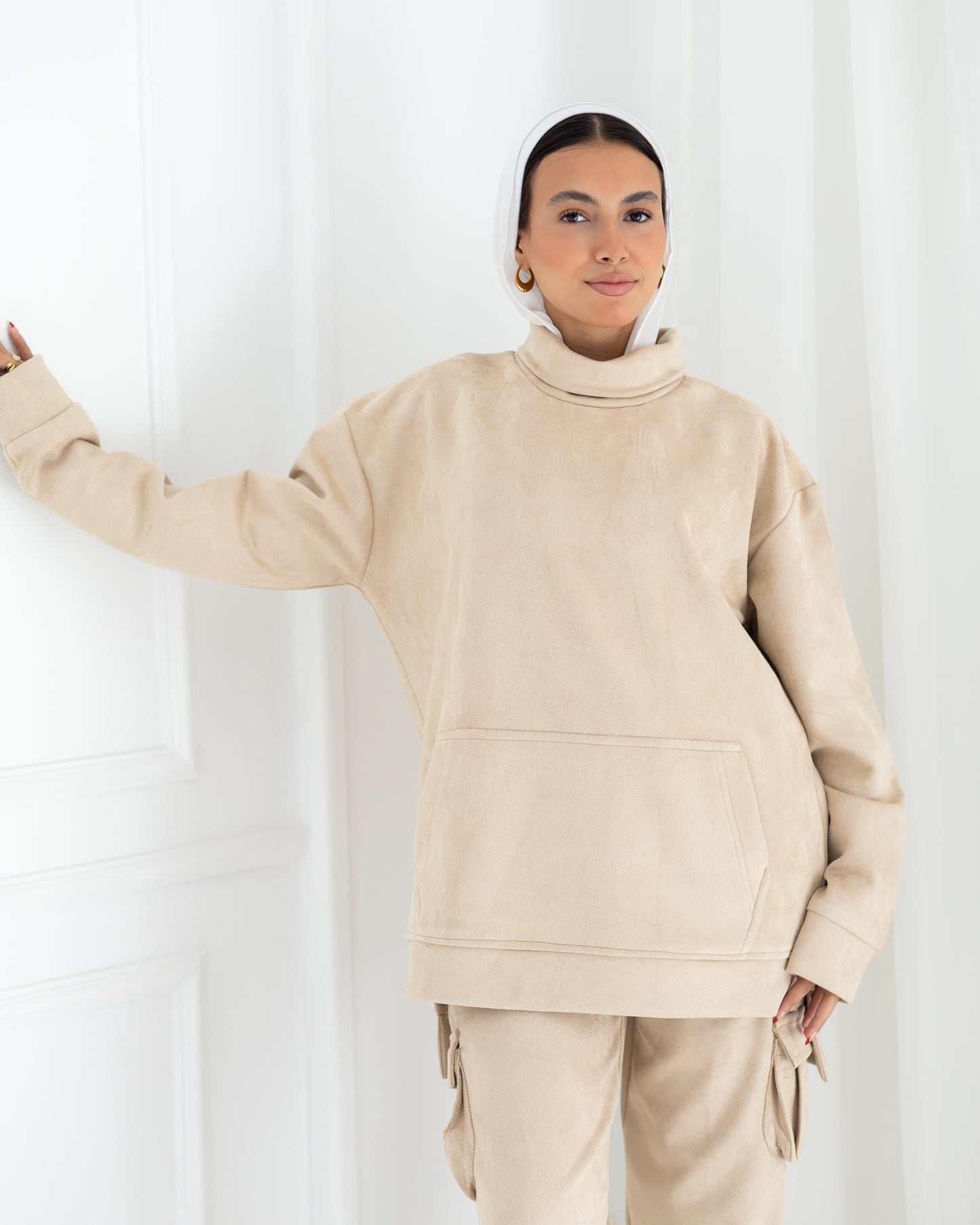 Beige kargo suit