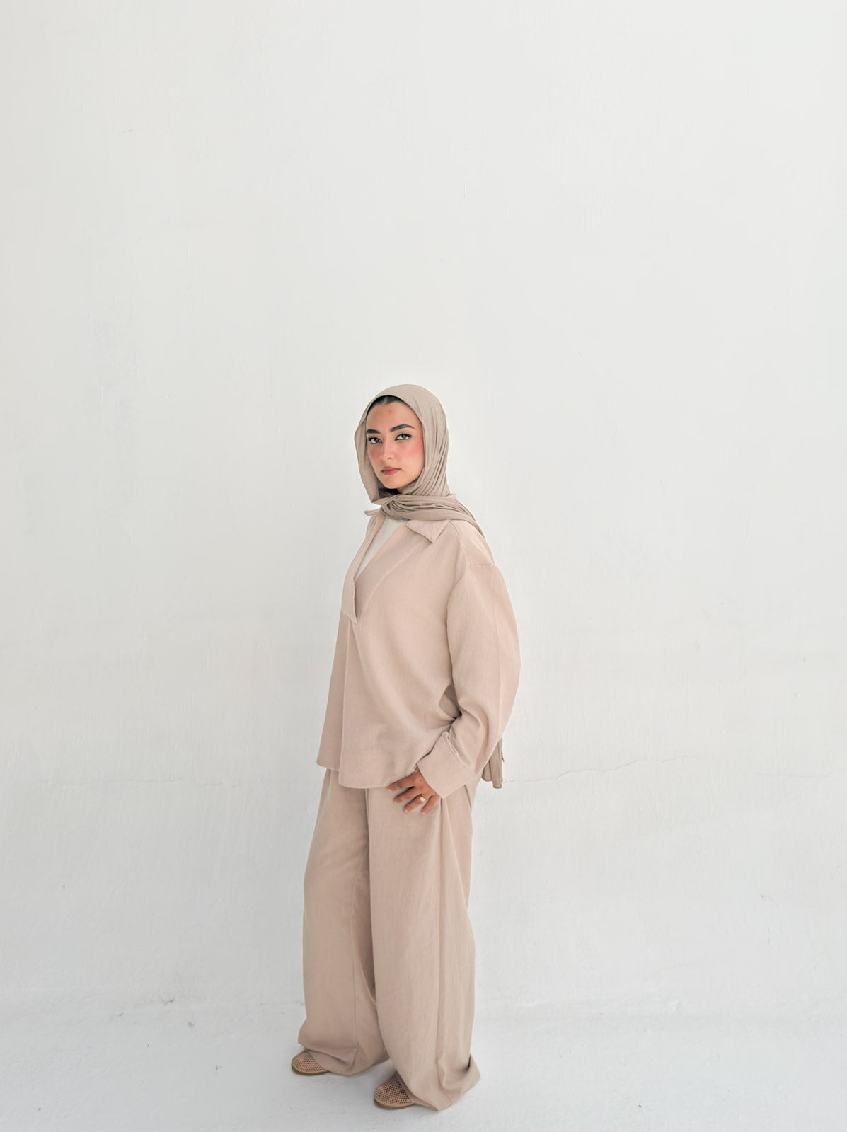 Linen Neck Blouse - Beige