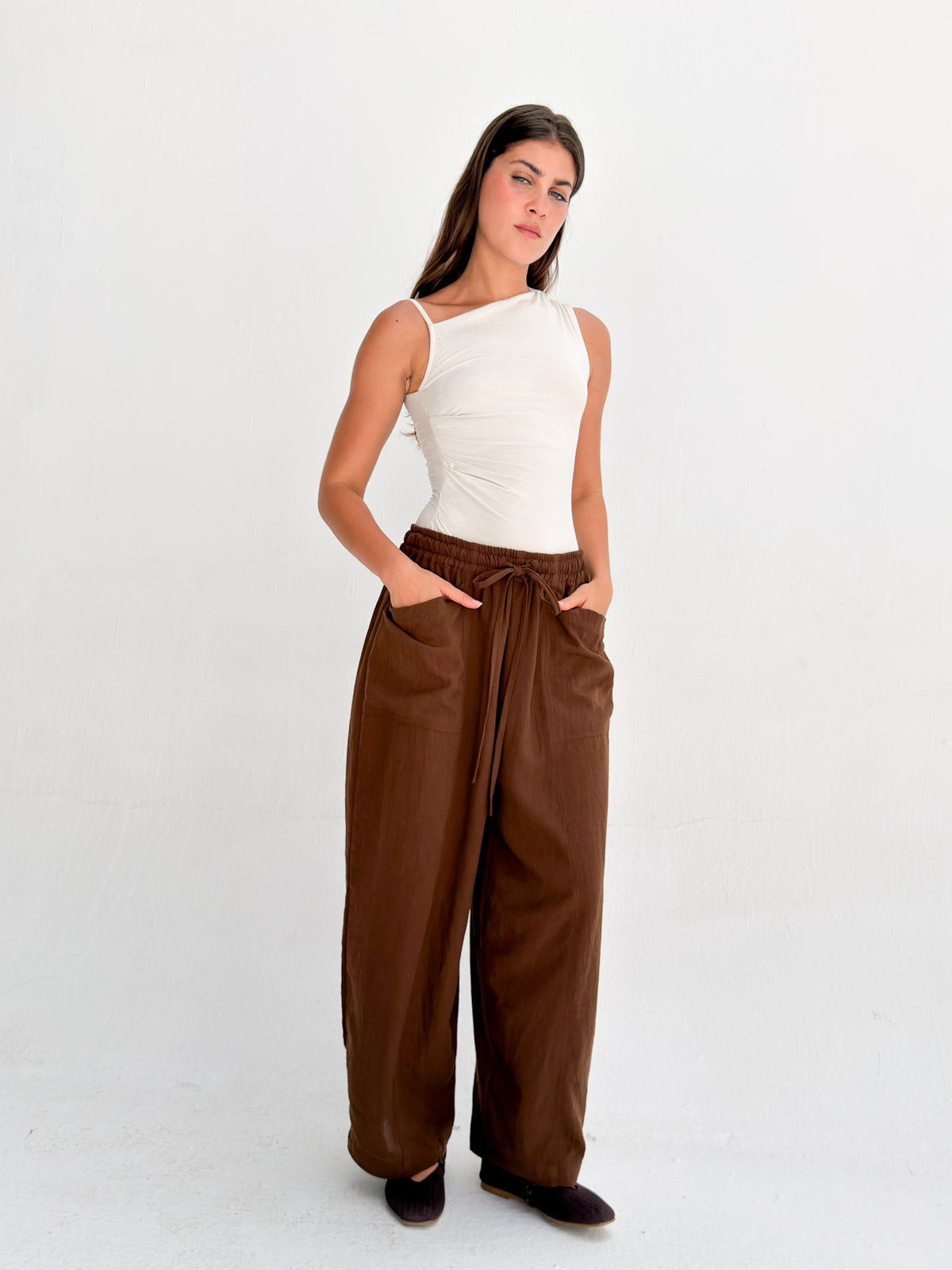 Balloon Linen Pants - Brown
