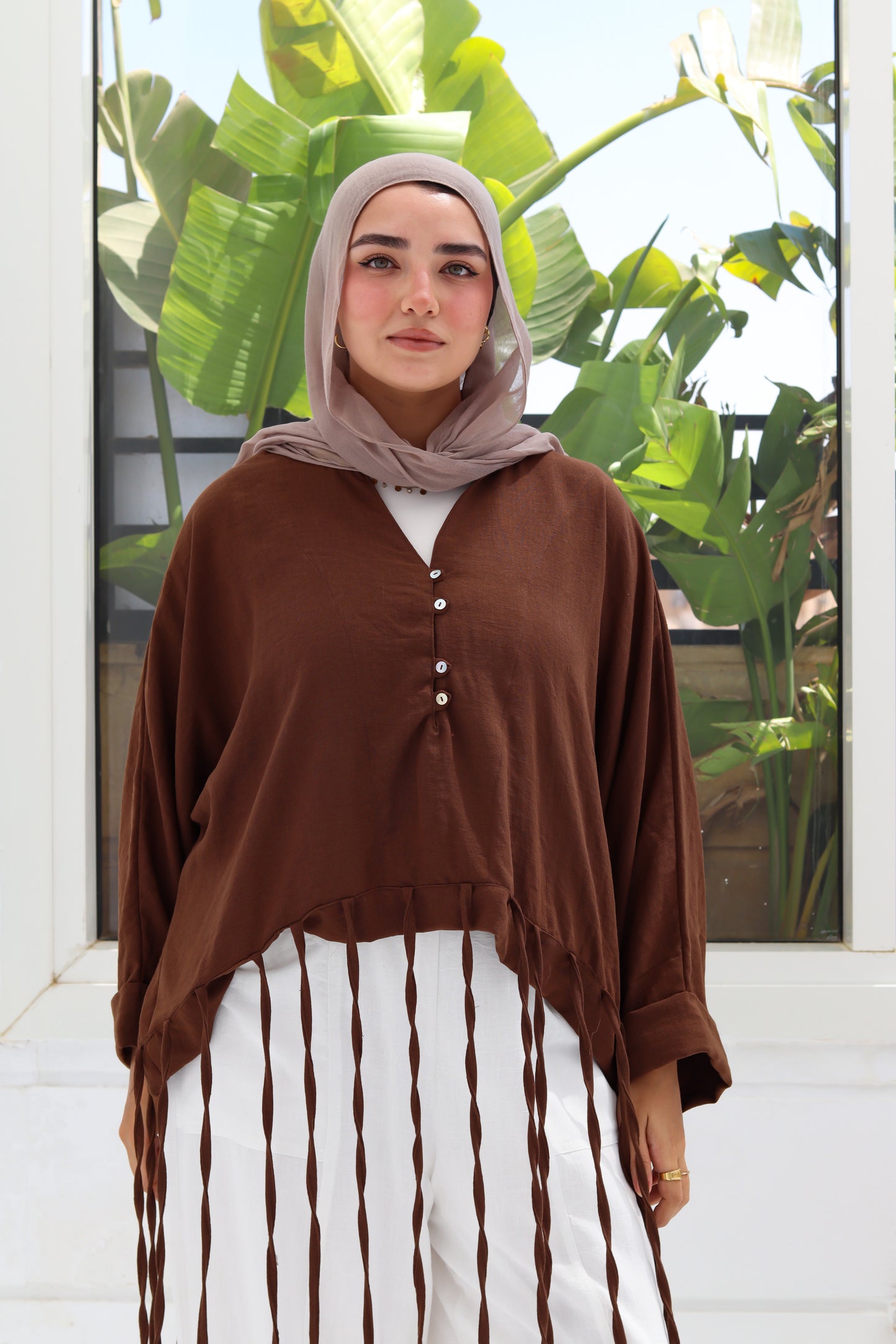 Flowy Fingers Blouse - Brown